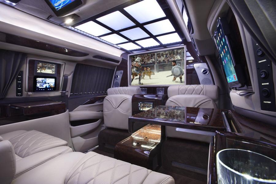 Интерьер Cadillac Escalade by AddArmor 2019 года  (фото 12 из 21)